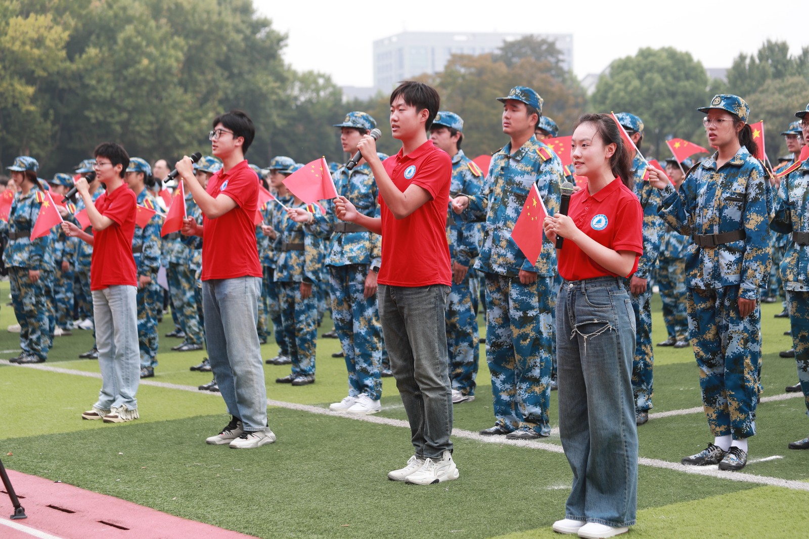 1727684370668572.jpg 1727684370668572.jpg