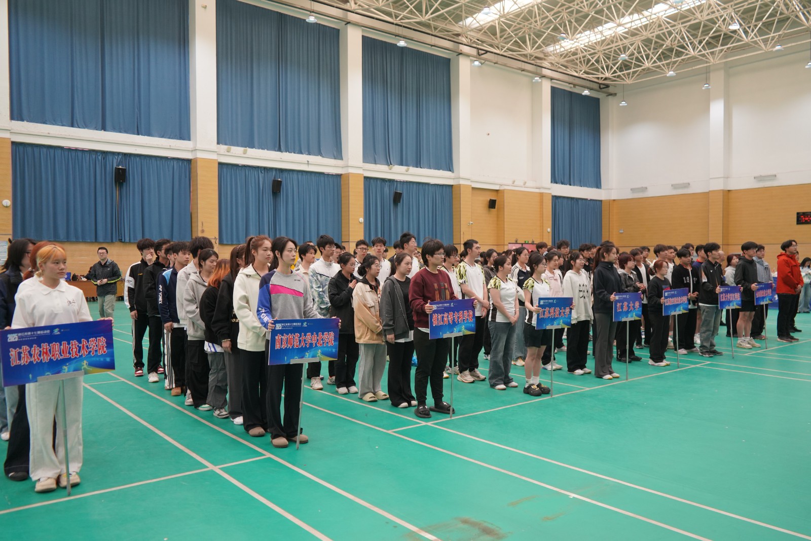 1745659461576361.jpg LUX00904.JPG