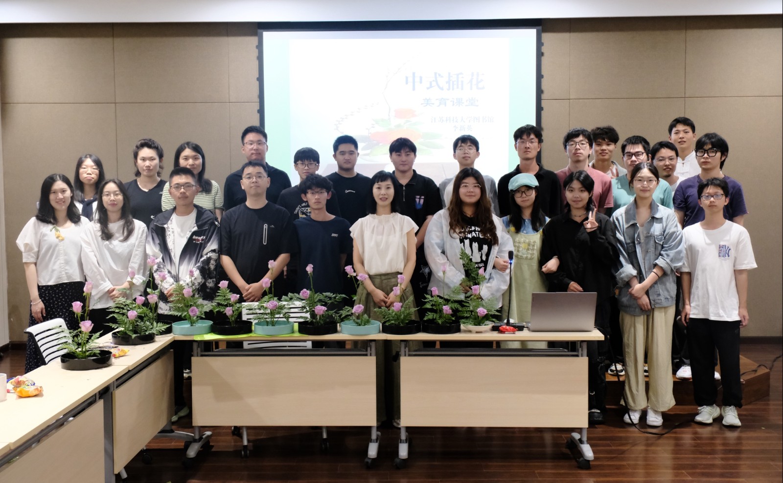 1759213025374011.jpg 0317AF9EA96768D25677B7421E40AE89.jpg