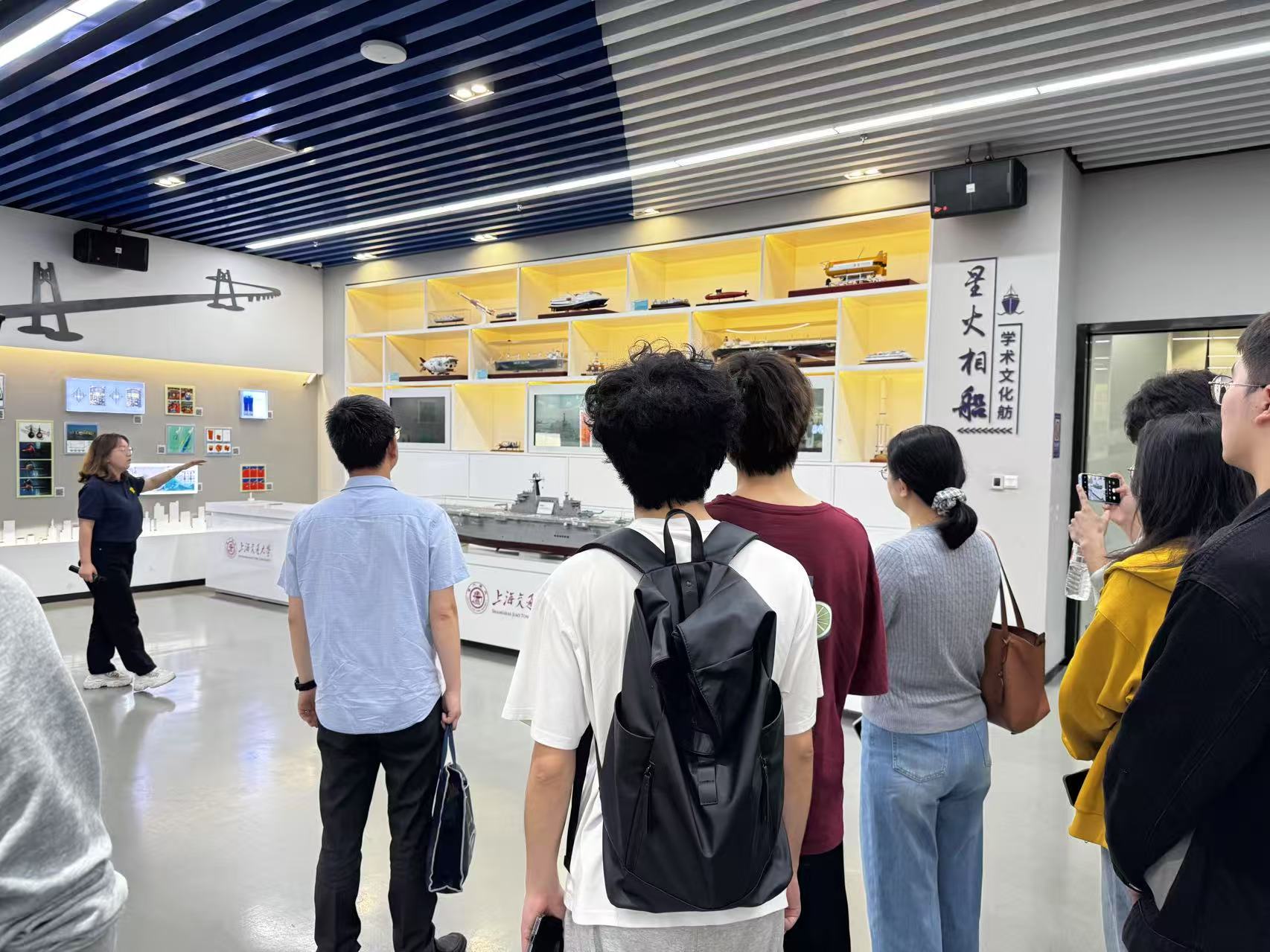 1747381975887214.jpg f3a04a41760ec18d73371ac4d809c6e8.jpg