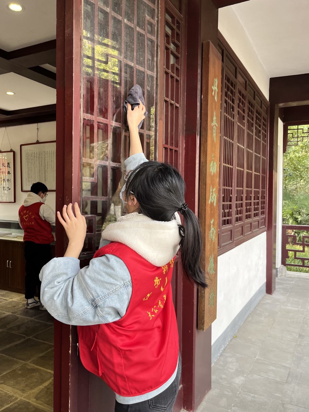 1679043771992320.jpg 1679043771992320.jpg