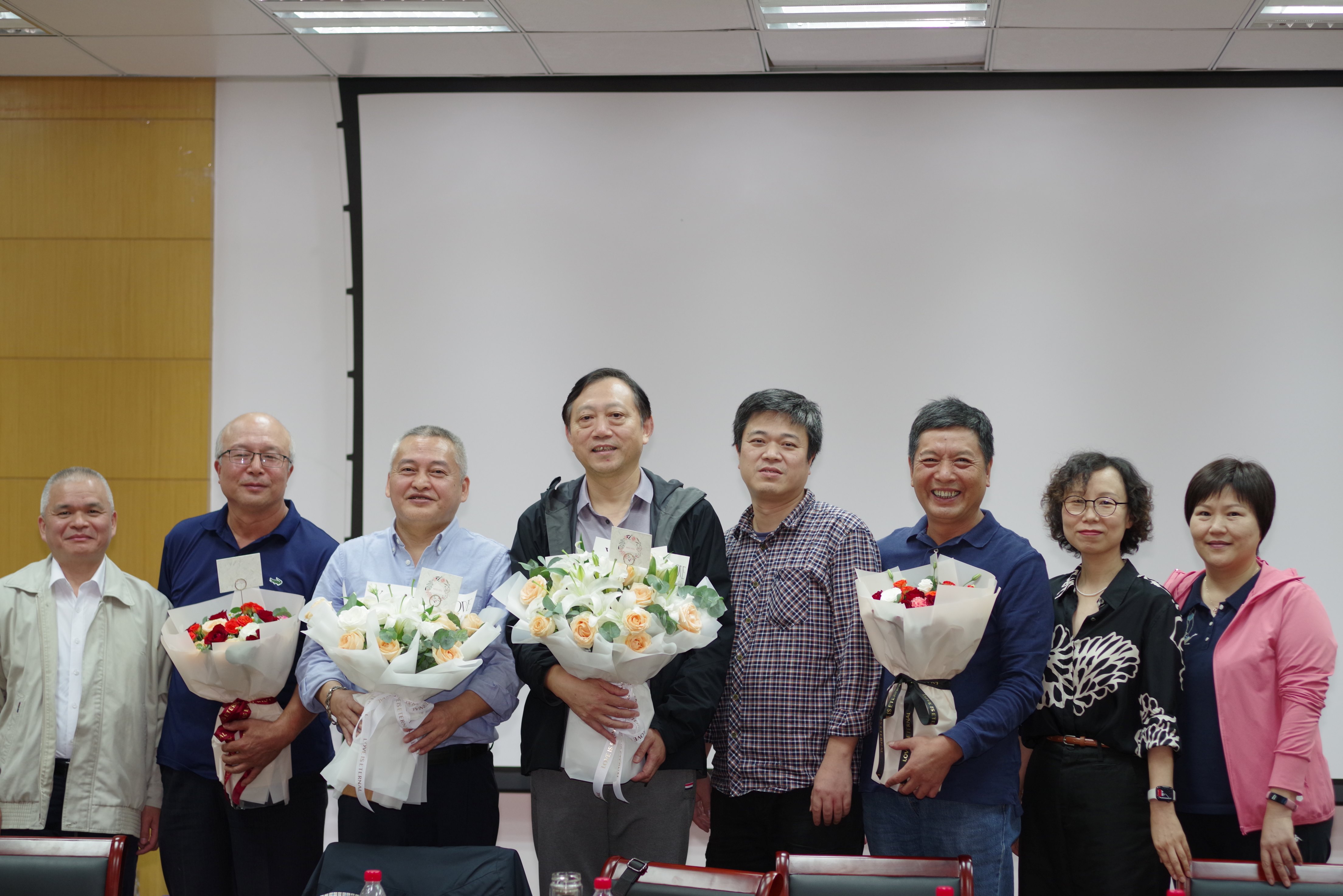 1696858810301433.jpg 4.jpg