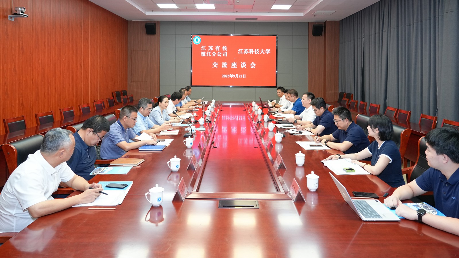 1758591626829817.jpg 1758591626829817.jpg