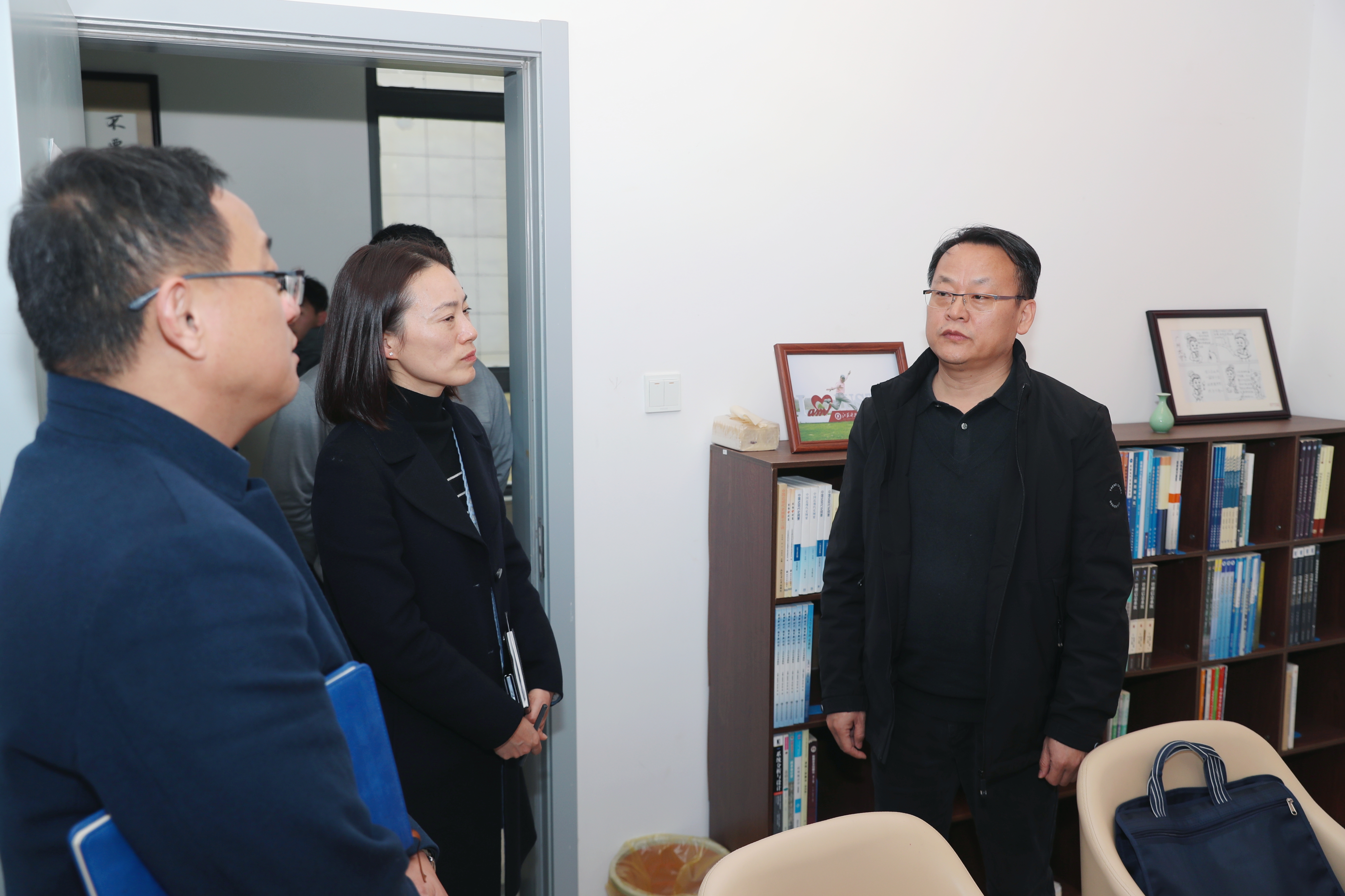 1702022215677975.jpg f3612e3669355dba1407884623b7045.jpg