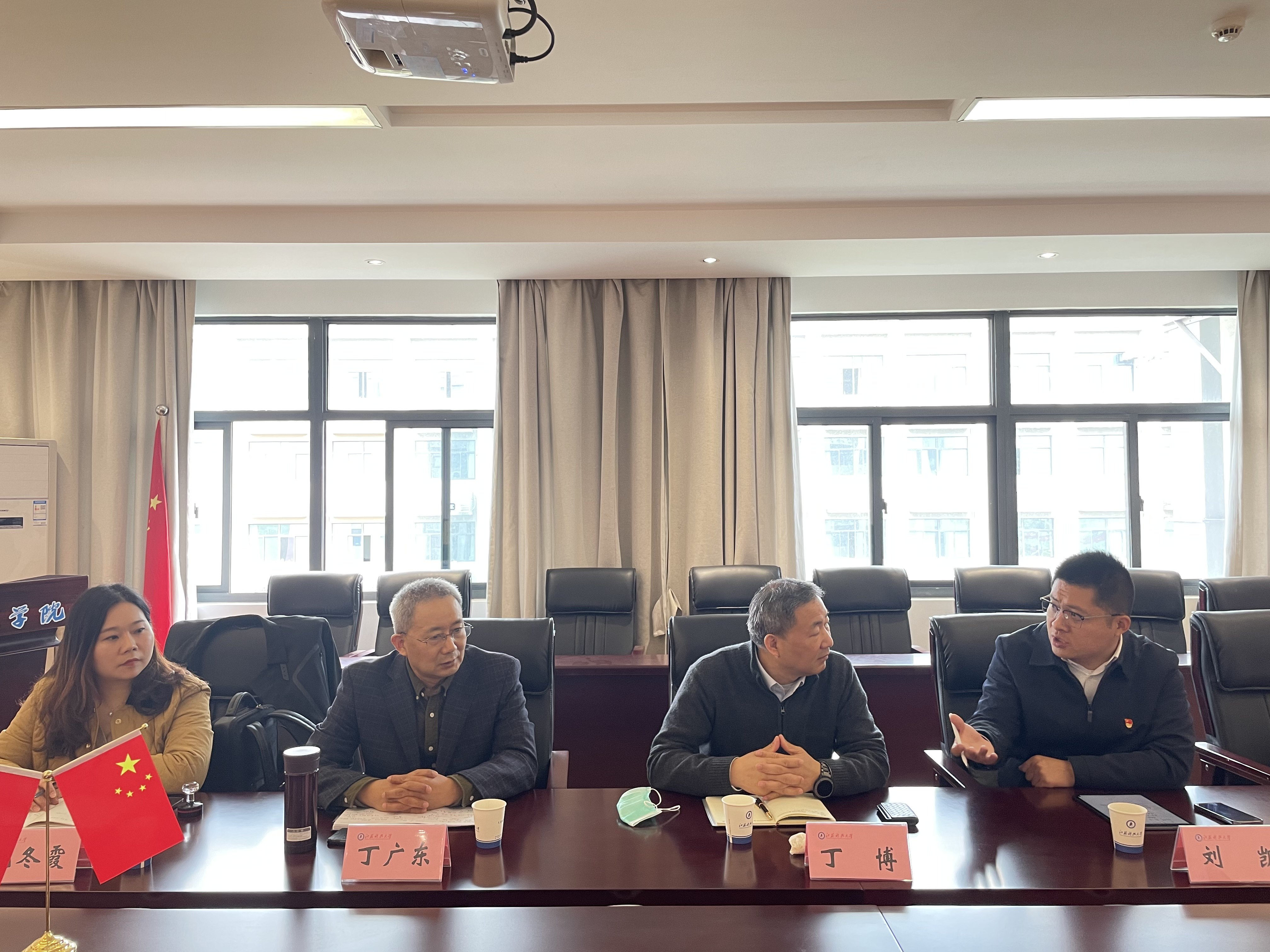 1682425981484039.png 图片2.png