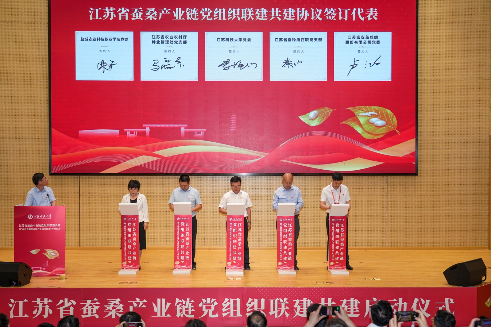 1749607729841813.jpg 1749607729841813.jpg