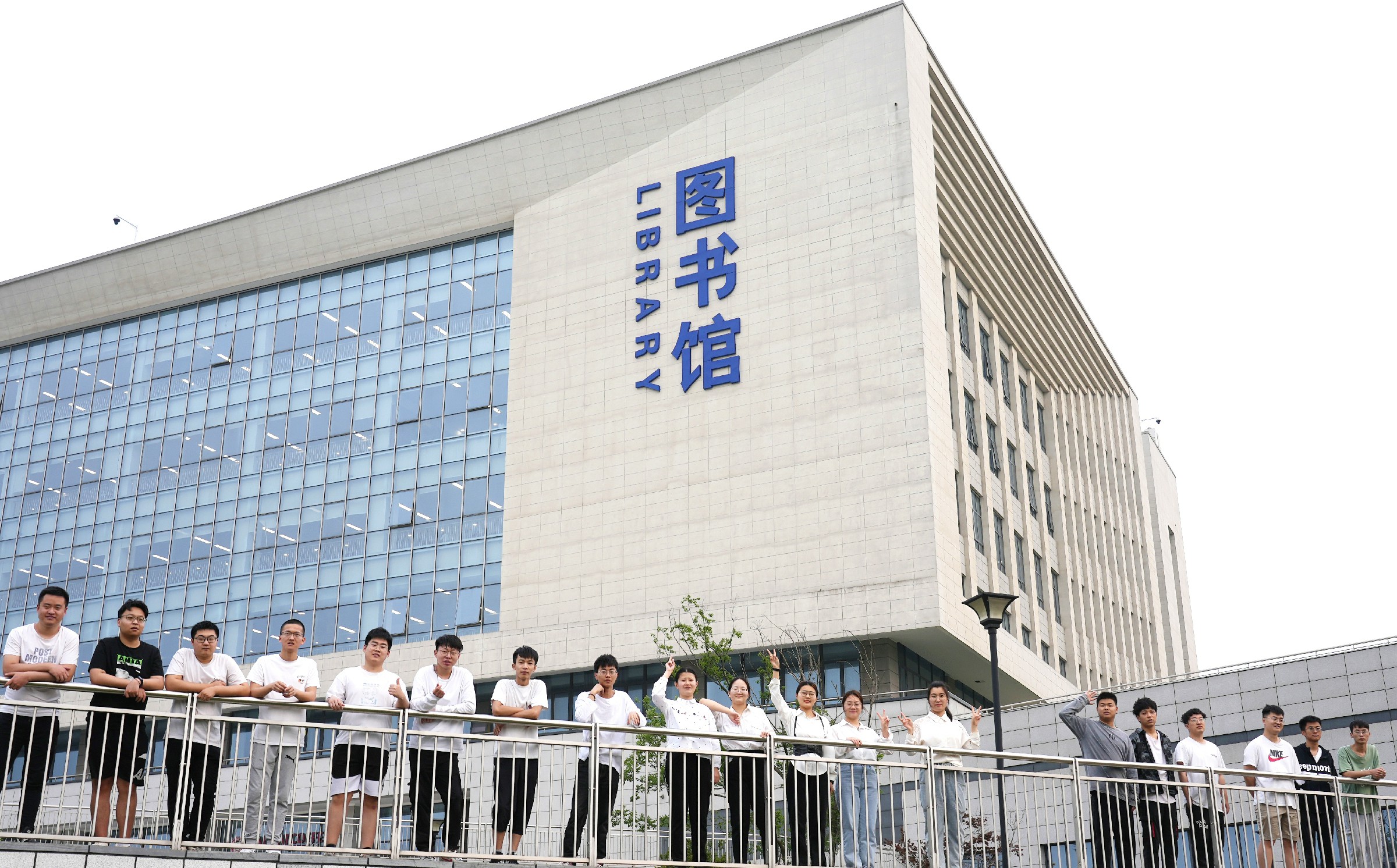 1650118504881803.jpg 4.jpg