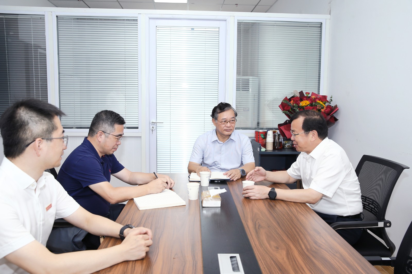 1726036970537179.jpg 1726036970537179.jpg